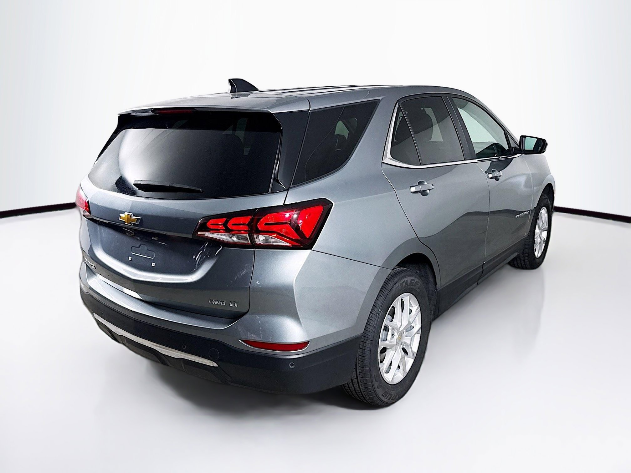 Used 2024 Chevrolet Equinox LT image 31