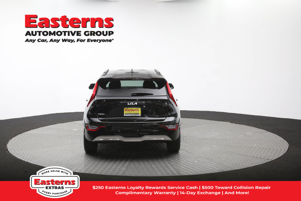Used 2023 Kia Niro Wave w/ Wave Preserve Package FWD image 42