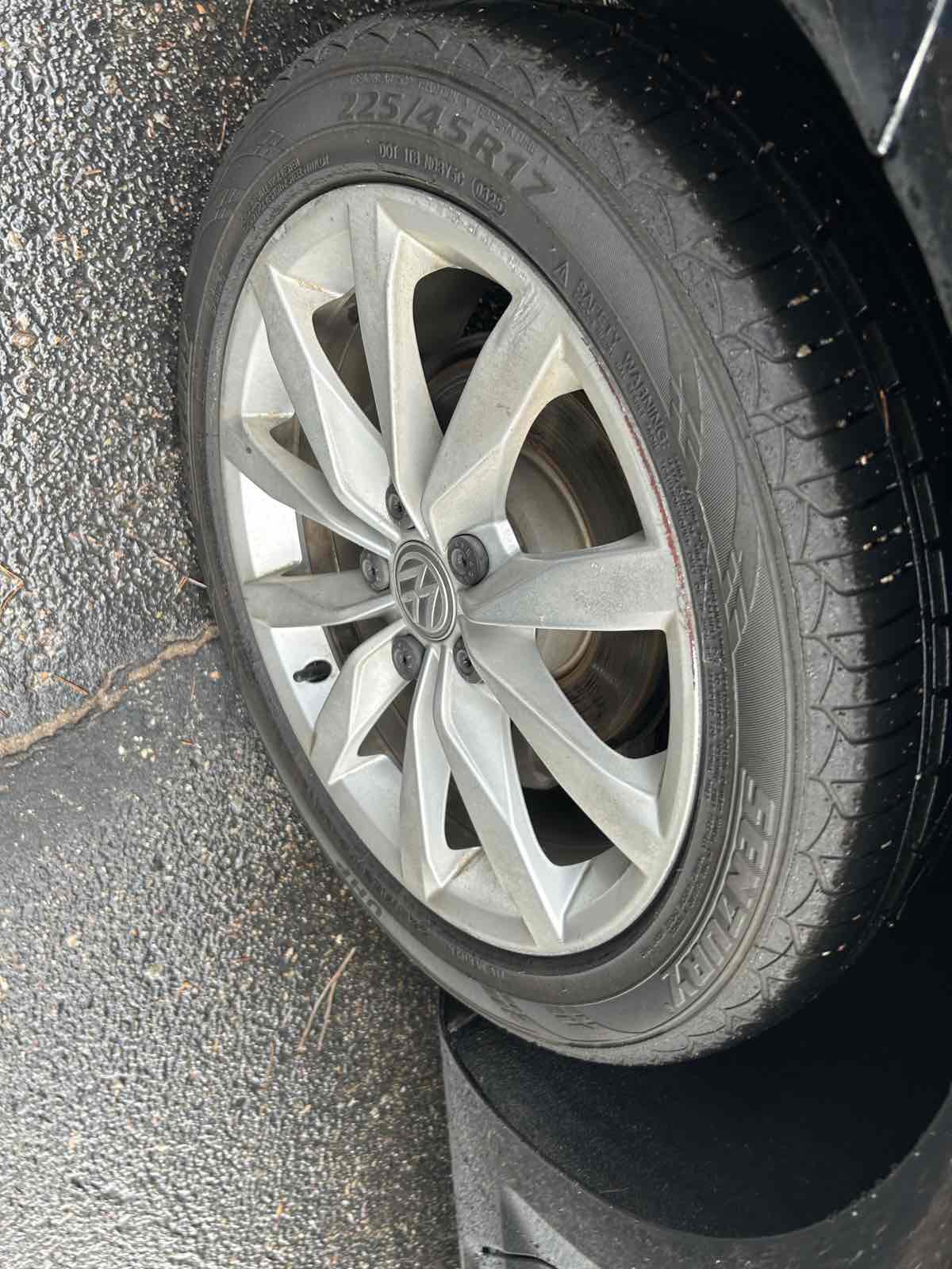 Used 2015 Volkswagen Golf SEL image 29