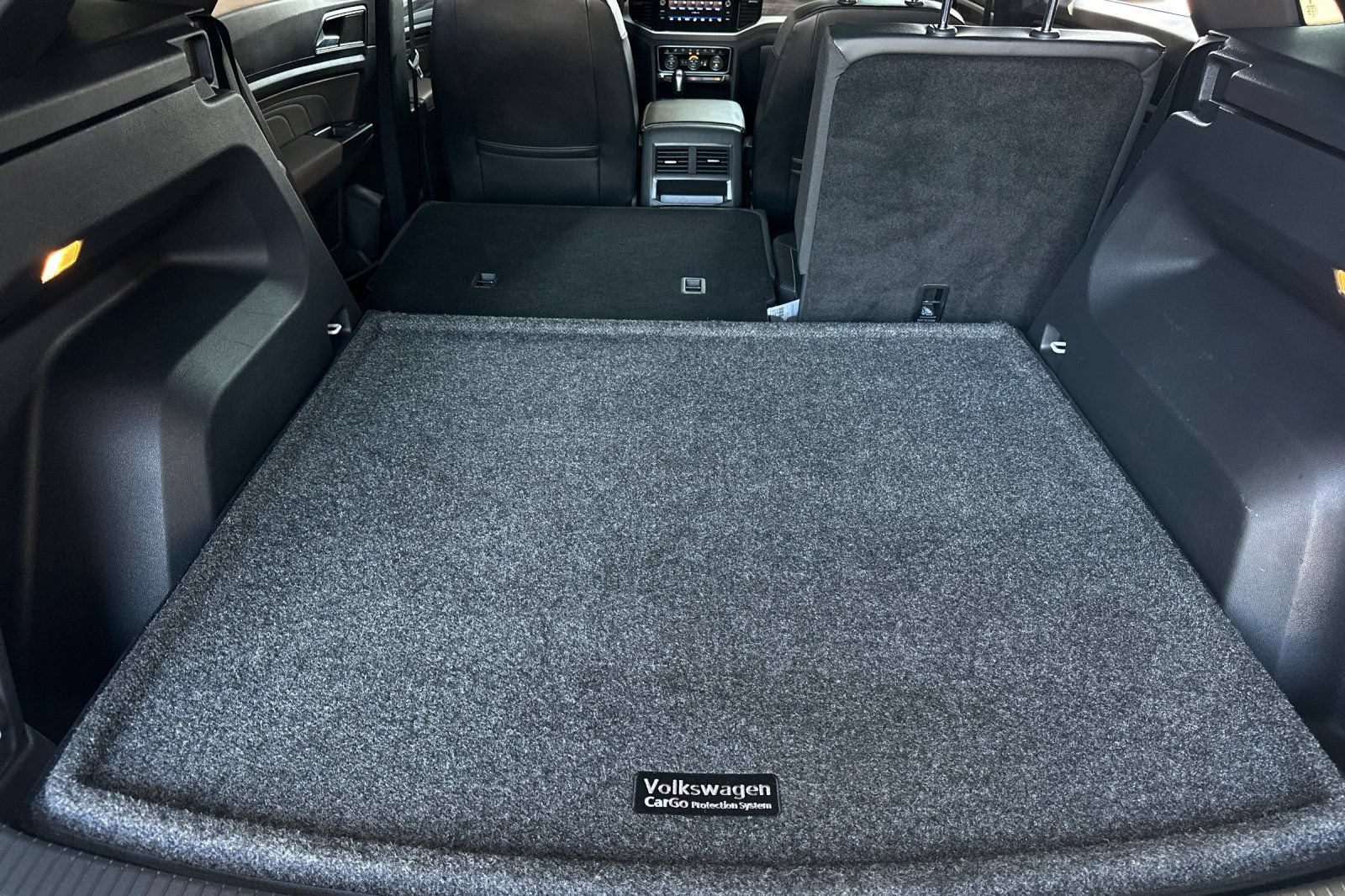 Used 2022 Volkswagen Atlas Cross Sport SE w/ Panoramic Sunroof Package FWD image 15