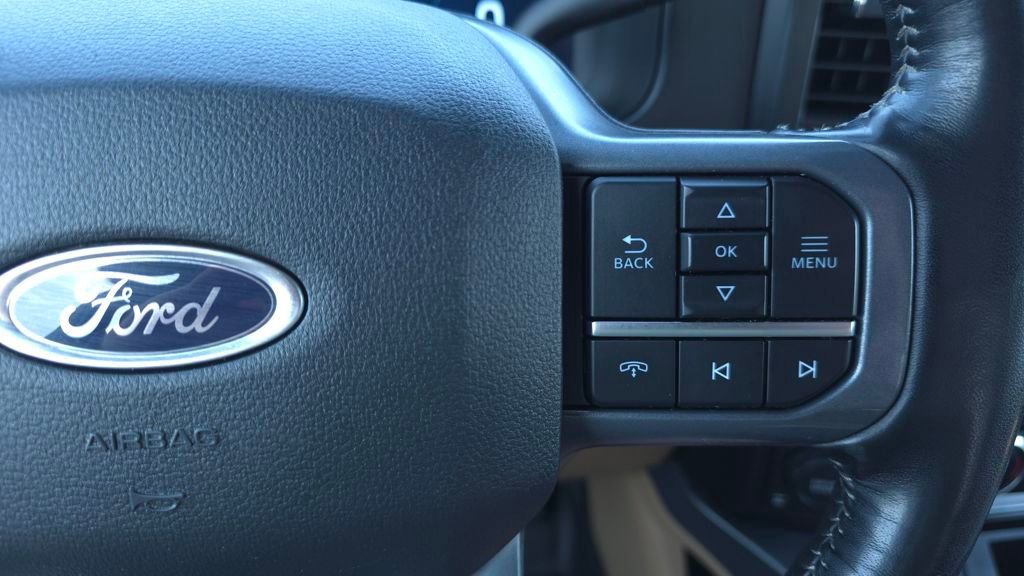 Used 2024 Ford F350 Lariat w/ Chrome Package image 28