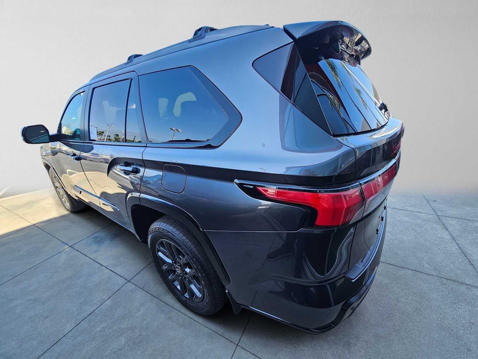 New 2026 Toyota Sequoia Platinum w/ Tow Technology Package AWD/4WD image 5