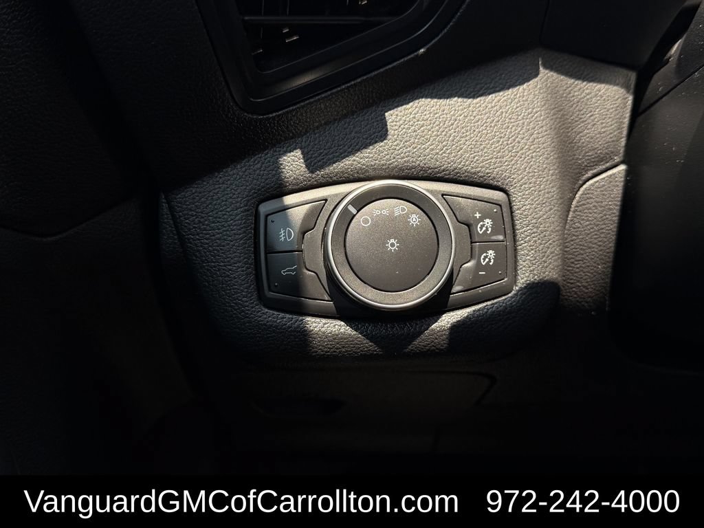 Used 2018 Ford Escape SE w/ SE Sync 3 Package FWD image 25