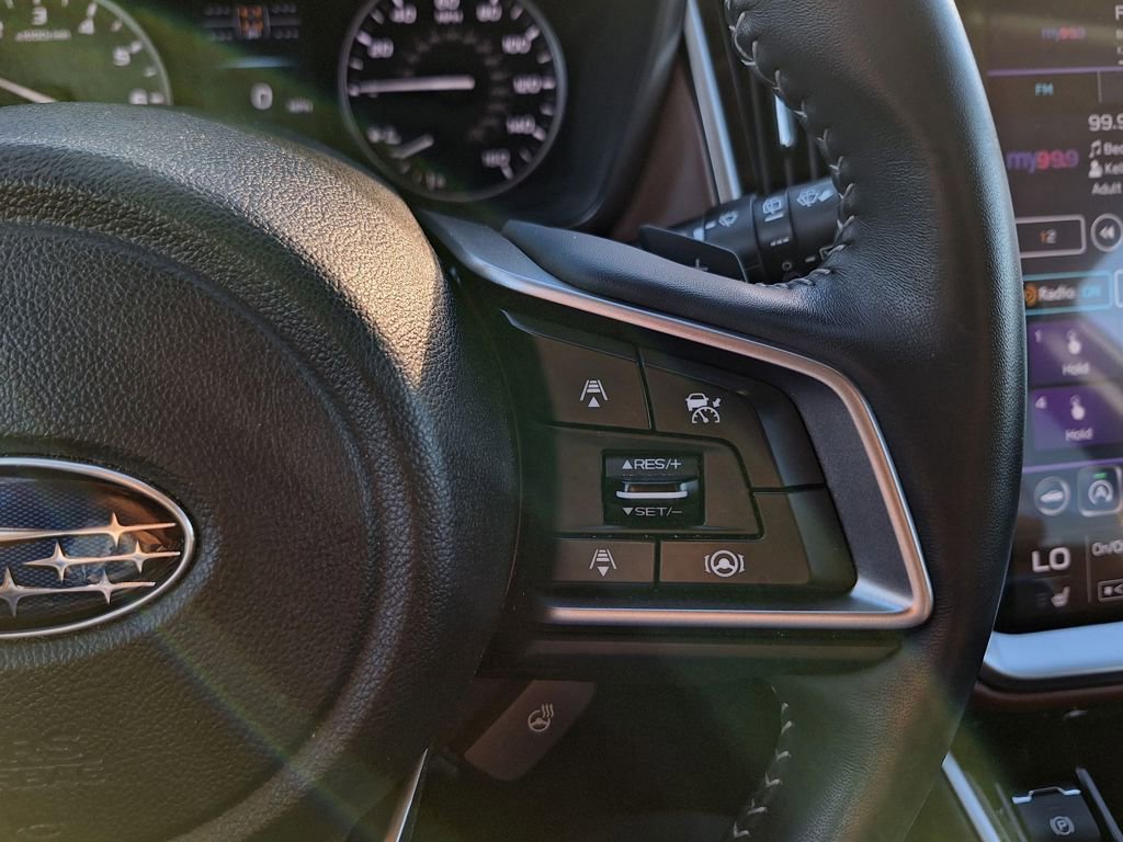 Used 2022 Subaru Outback Touring w/ Popular Package #2 image 17