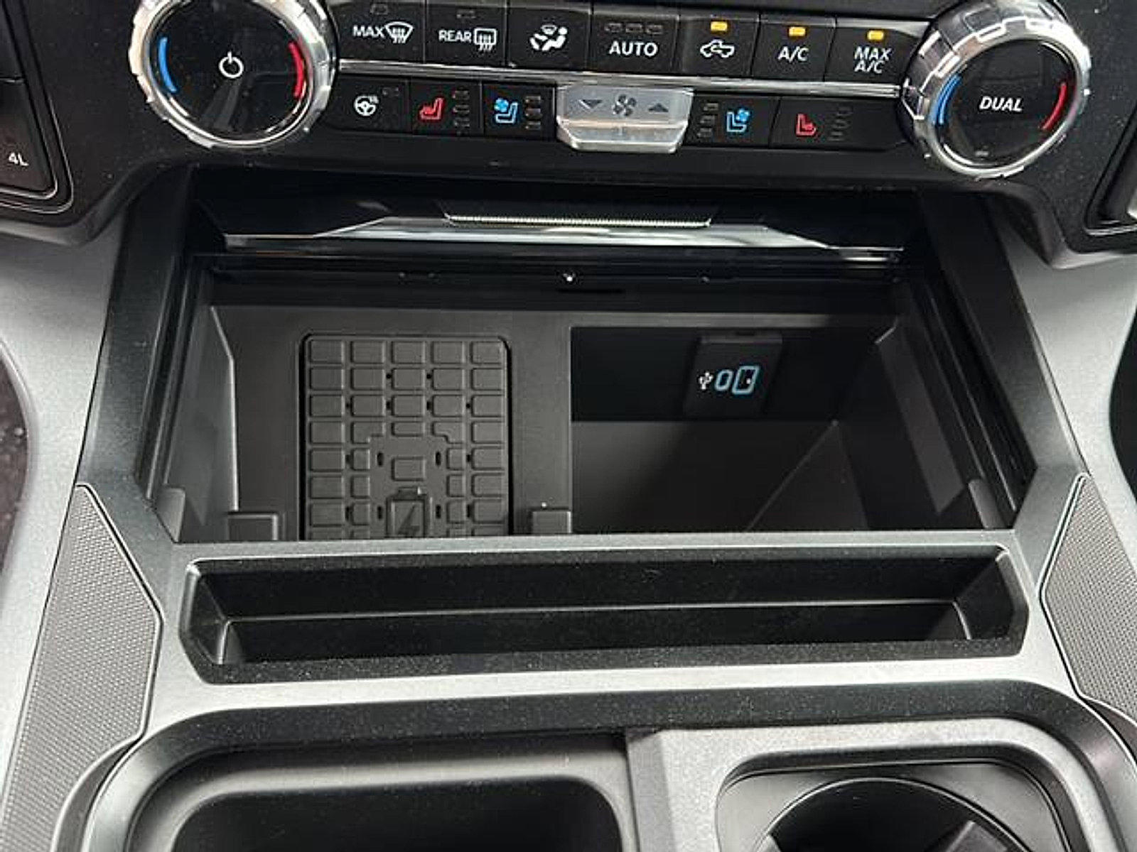 New 2026 Ford F550 4x4 Crew Cab Super Duty image 20