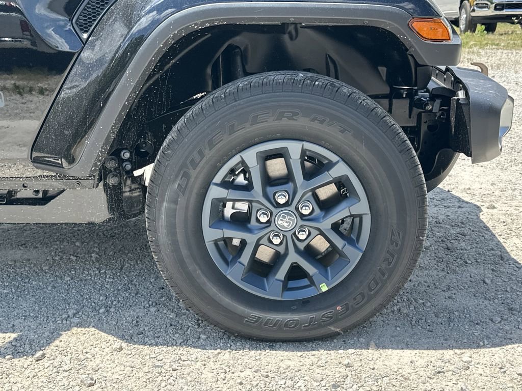 New 2026 Jeep Gladiator Overland AWD/4WD image 12