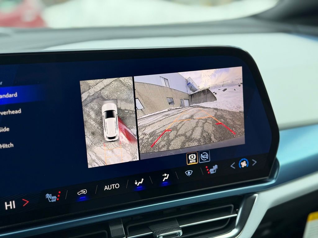 New 2026 Chevrolet Equinox EV LT w/ LPO, All-Weather Mat Package AWD/4WD image 18