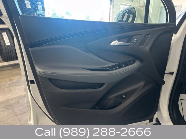Used 2019 Buick Envision Essence FWD image 11