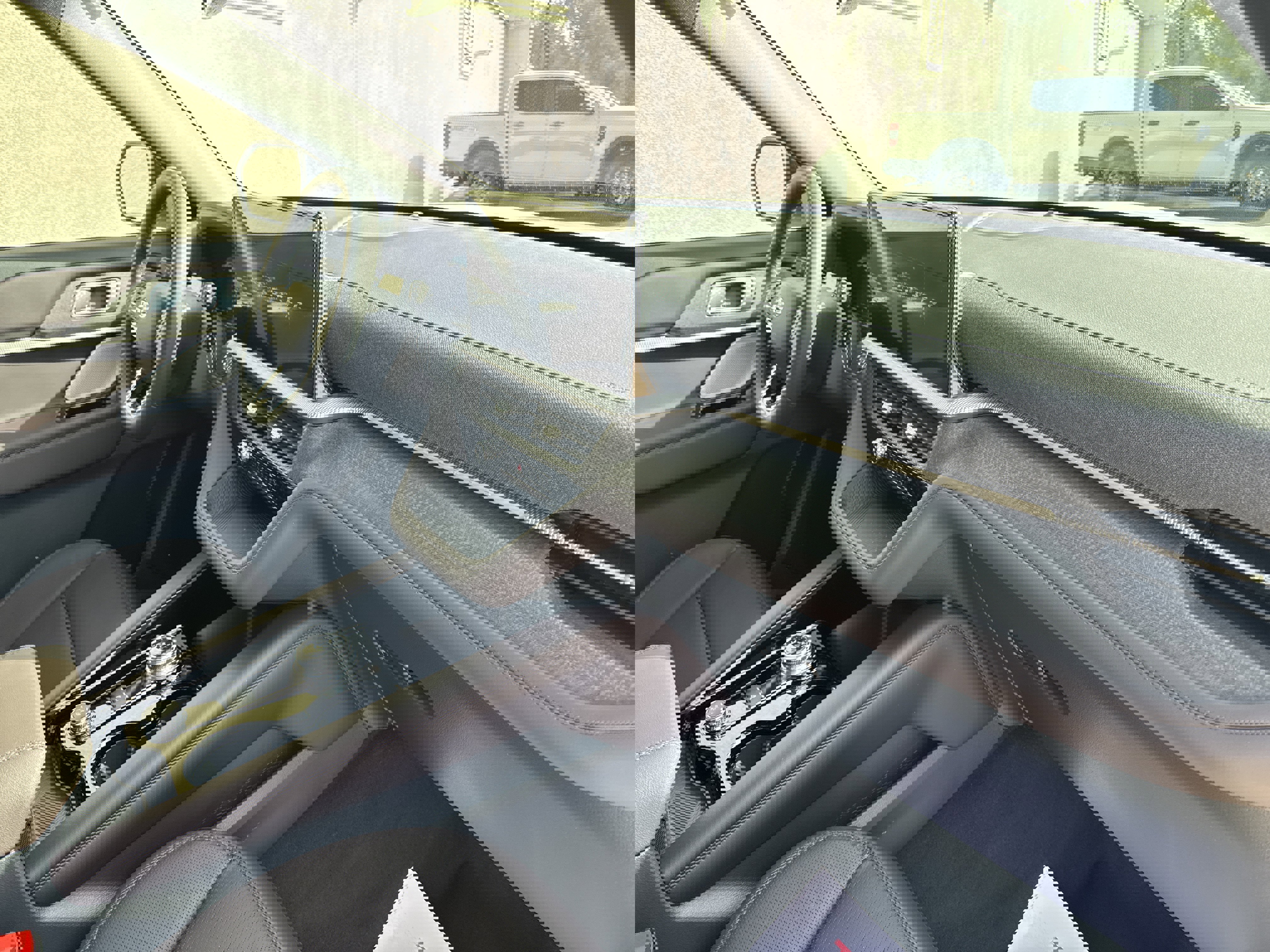 New 2026 Ford Explorer Platinum image 16