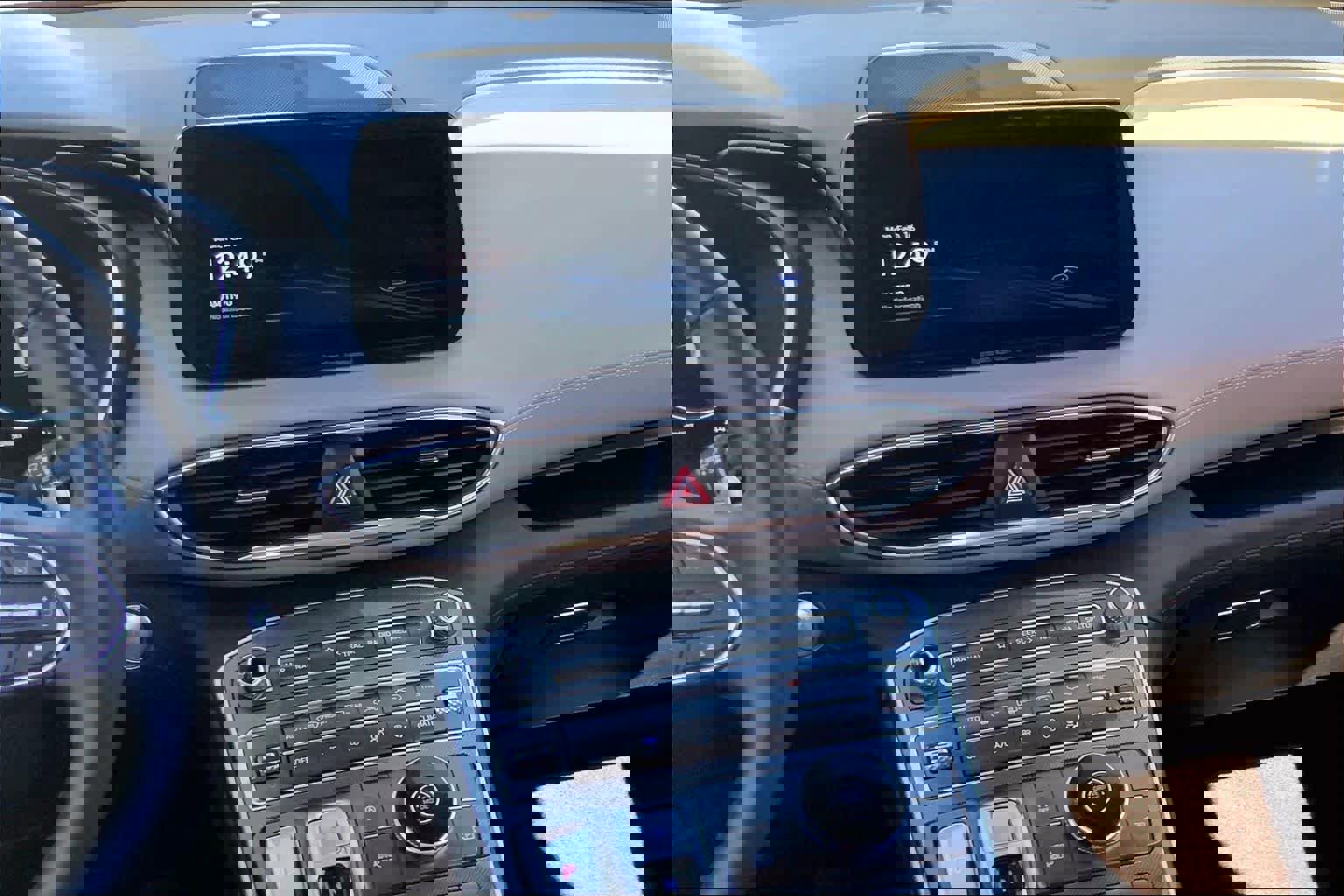 Used 2022 Hyundai Santa Fe SEL w/ Convenience + Premium Package image 7