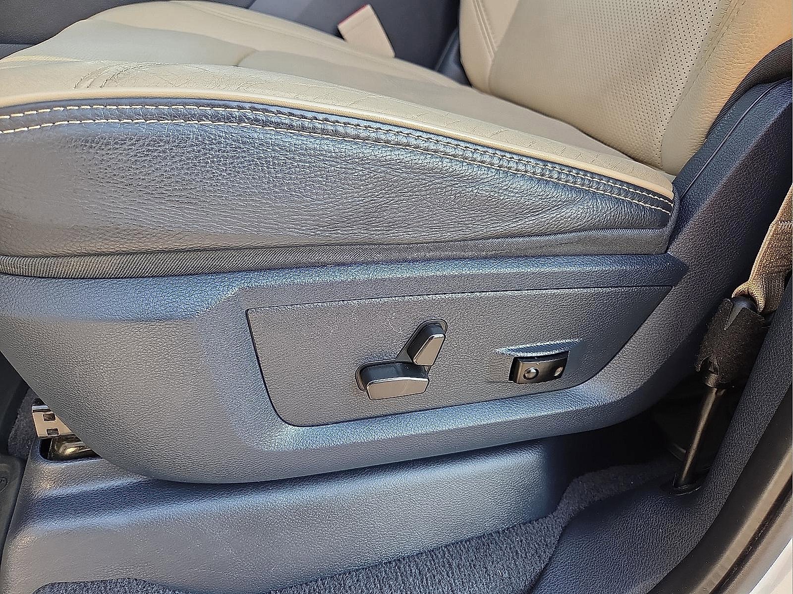 Used 2023 RAM 2500 Limited image 14