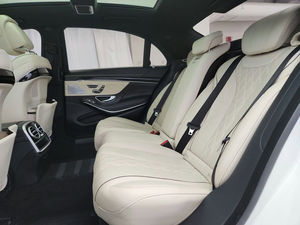 Used 2015 Mercedes-Benz S 550 4MATIC Sedan image 29