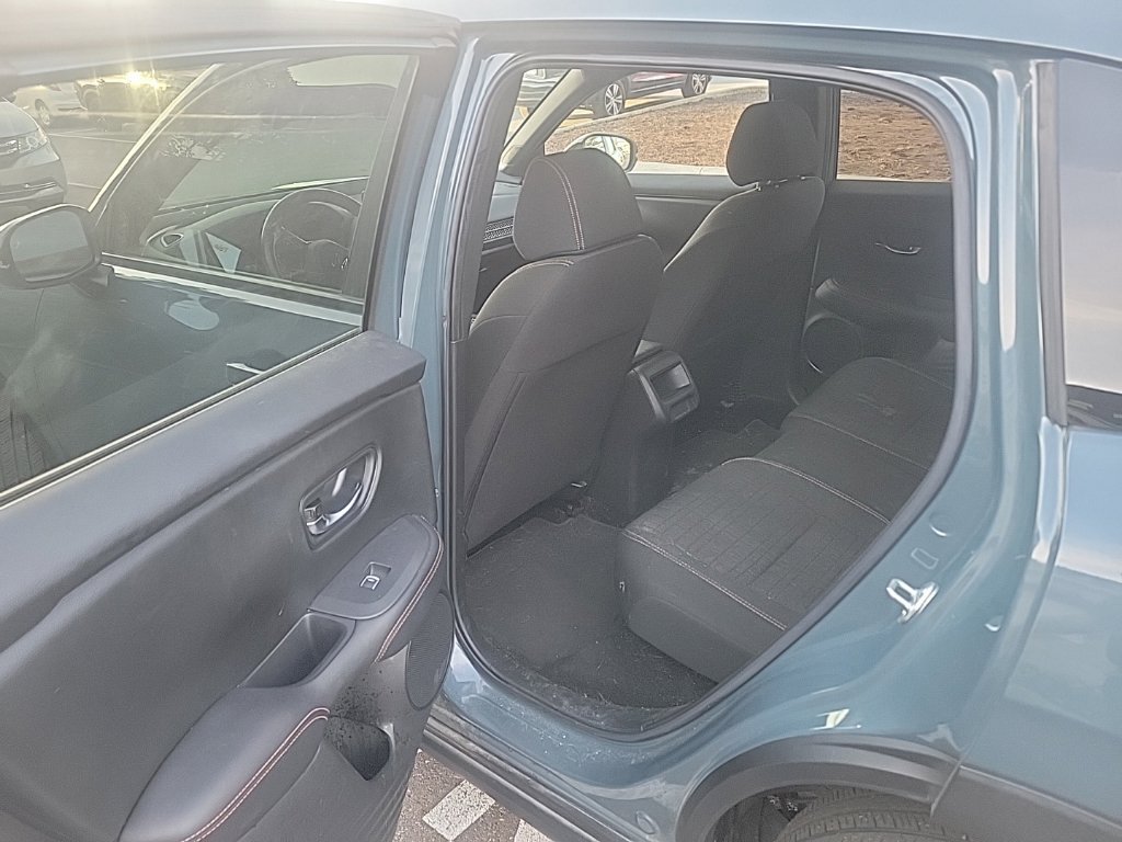 Used 2025 Honda HR-V Sport image 28