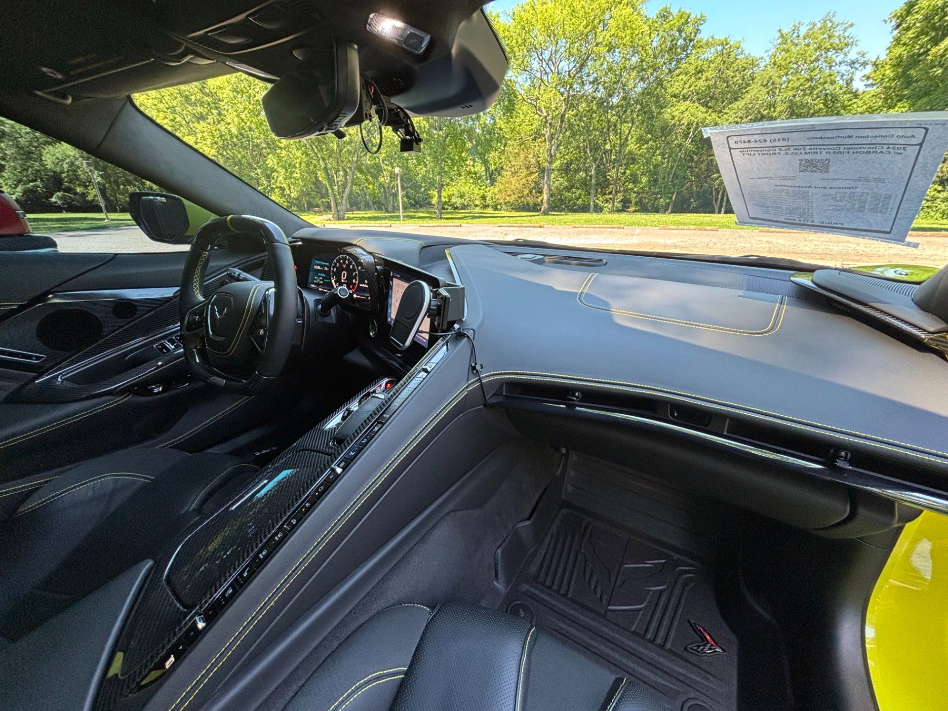 Used 2024 Chevrolet Corvette Z06 RWD image 28
