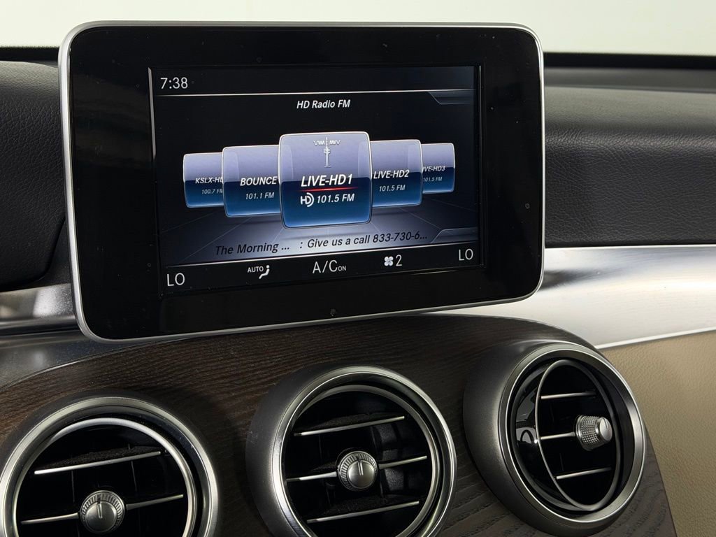 Used 2019 Mercedes-Benz GLC 300 4MATIC image 17