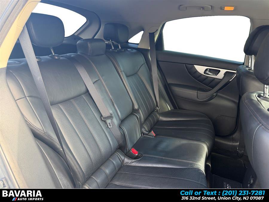 Used 2013 INFINITI FX37 AWD w/ Premium Pkg image 18