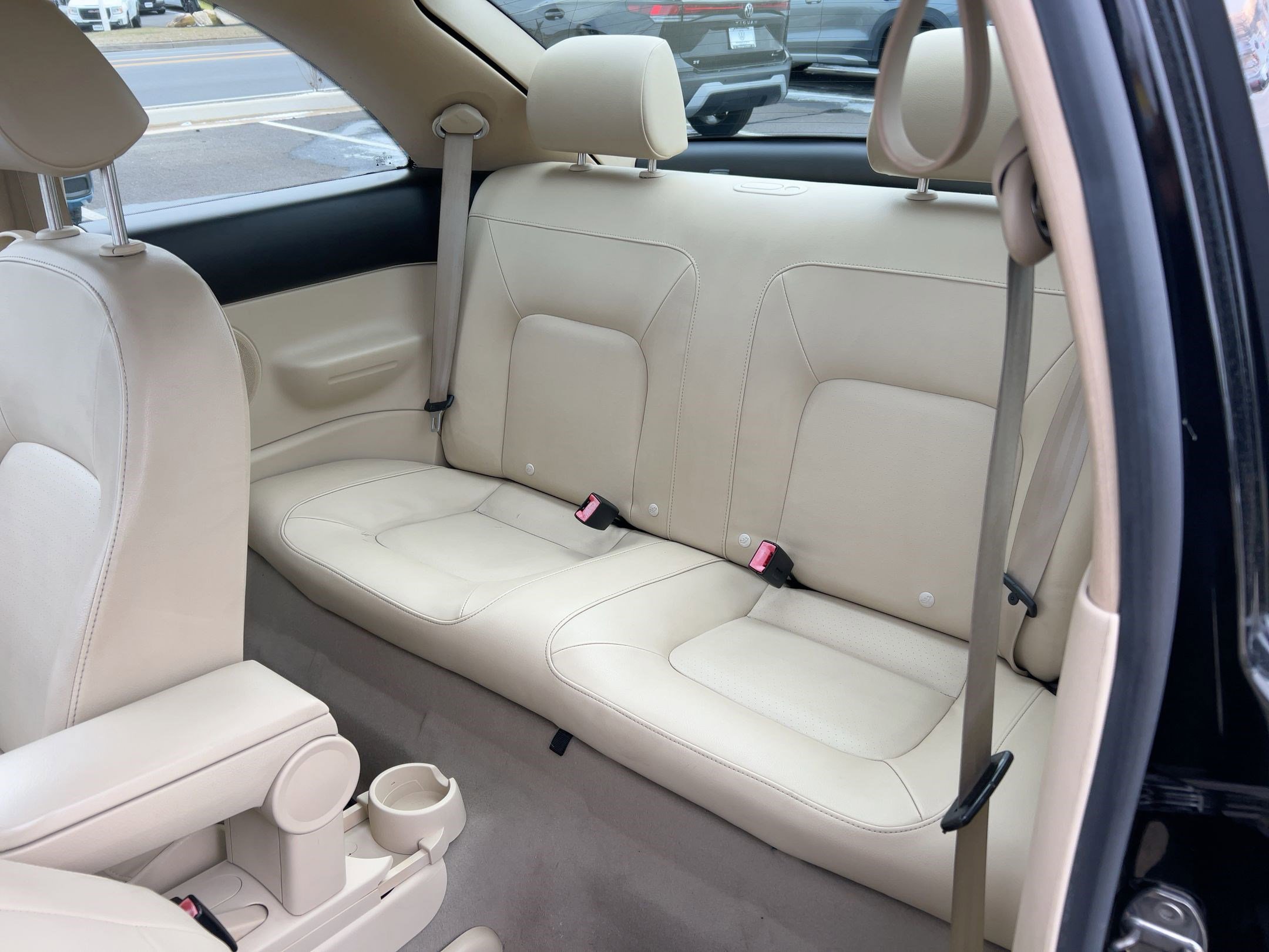 Used 2010 Volkswagen Beetle Coupe image 23