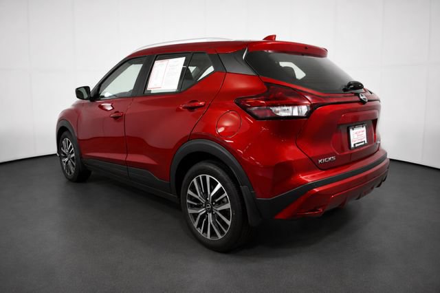 Certified 2023 Nissan Kicks SV FWD image 6