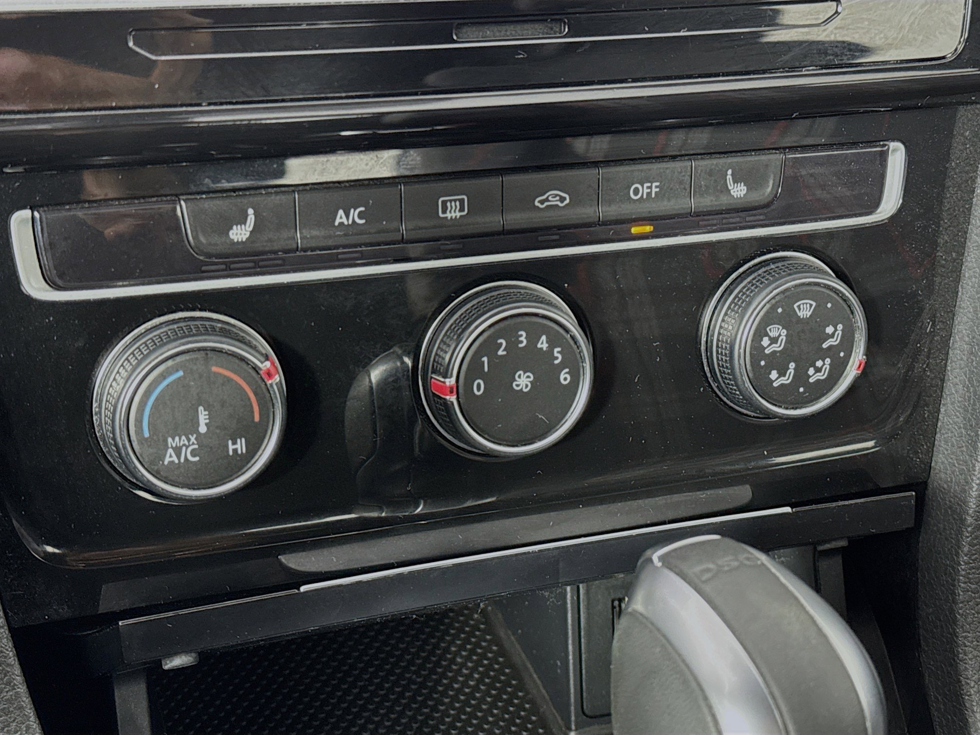 Used 2018 Volkswagen GTI S image 15