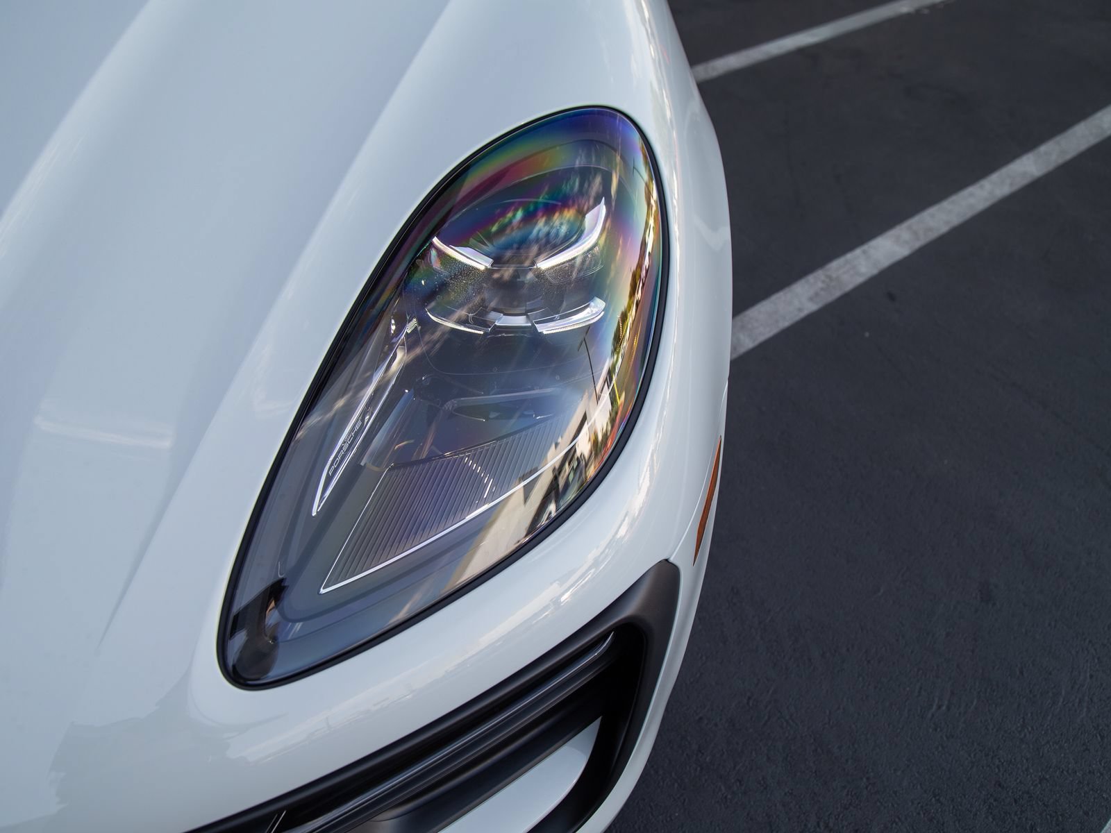 New 2026 Porsche Macan AWD/4WD image 11