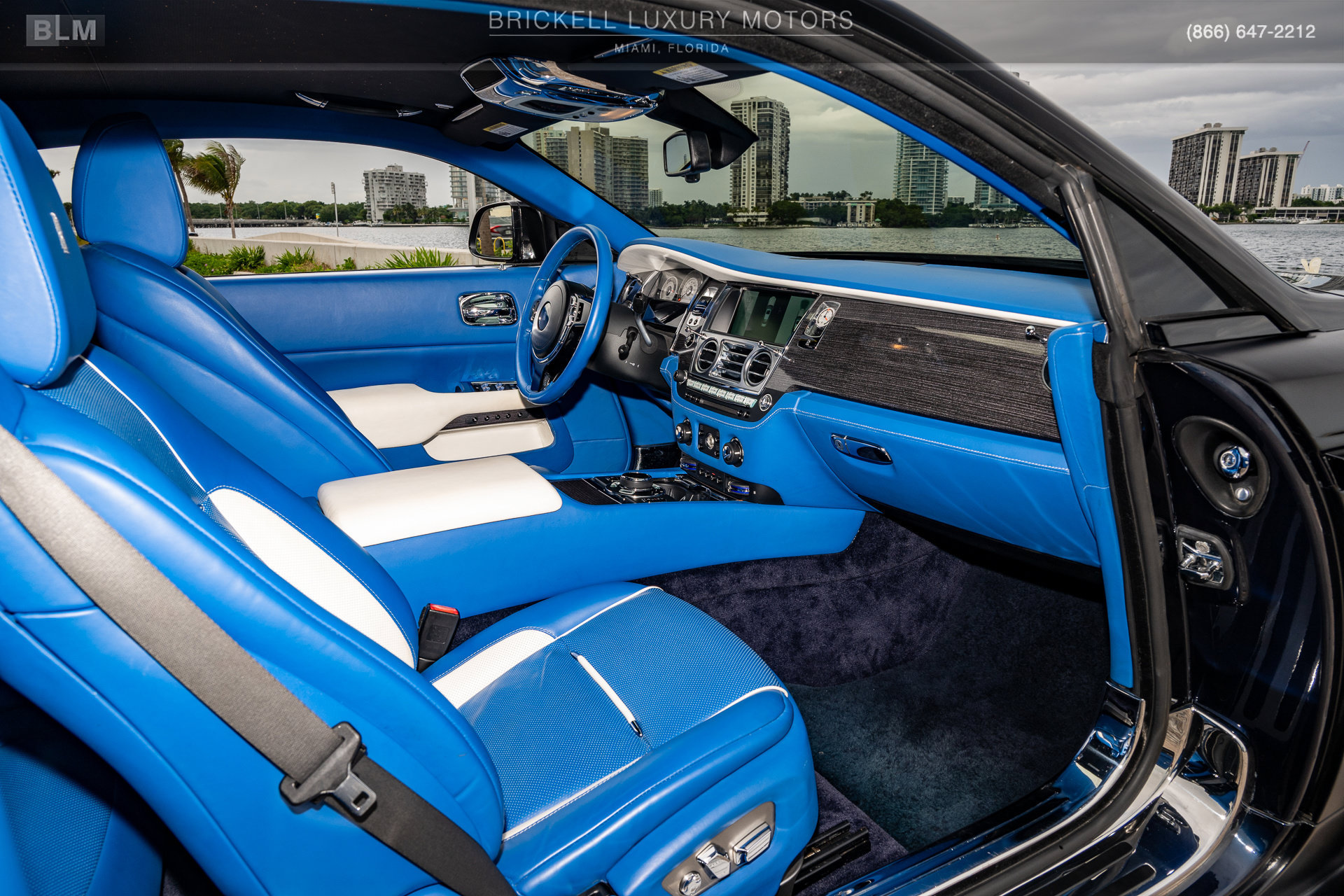 Used 2015 Rolls-Royce Wraith RWD image 20