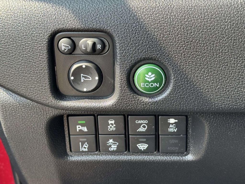 Used 2025 Honda Ridgeline Black Edition image 5