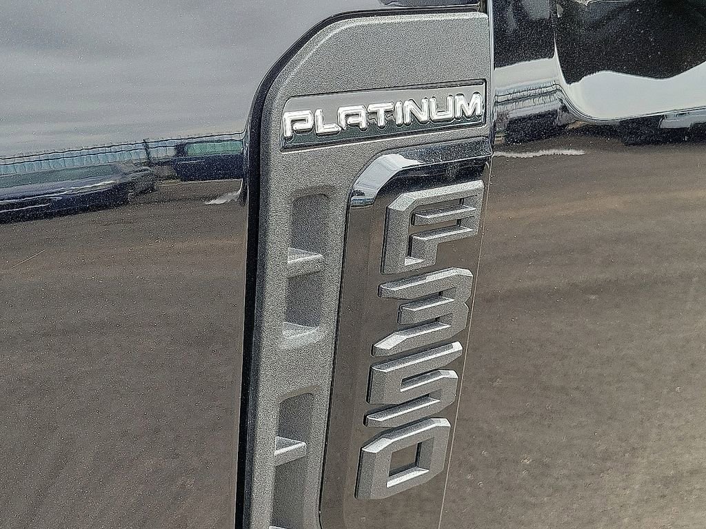 Used 2025 Ford F350 Platinum AWD/4WD image 9