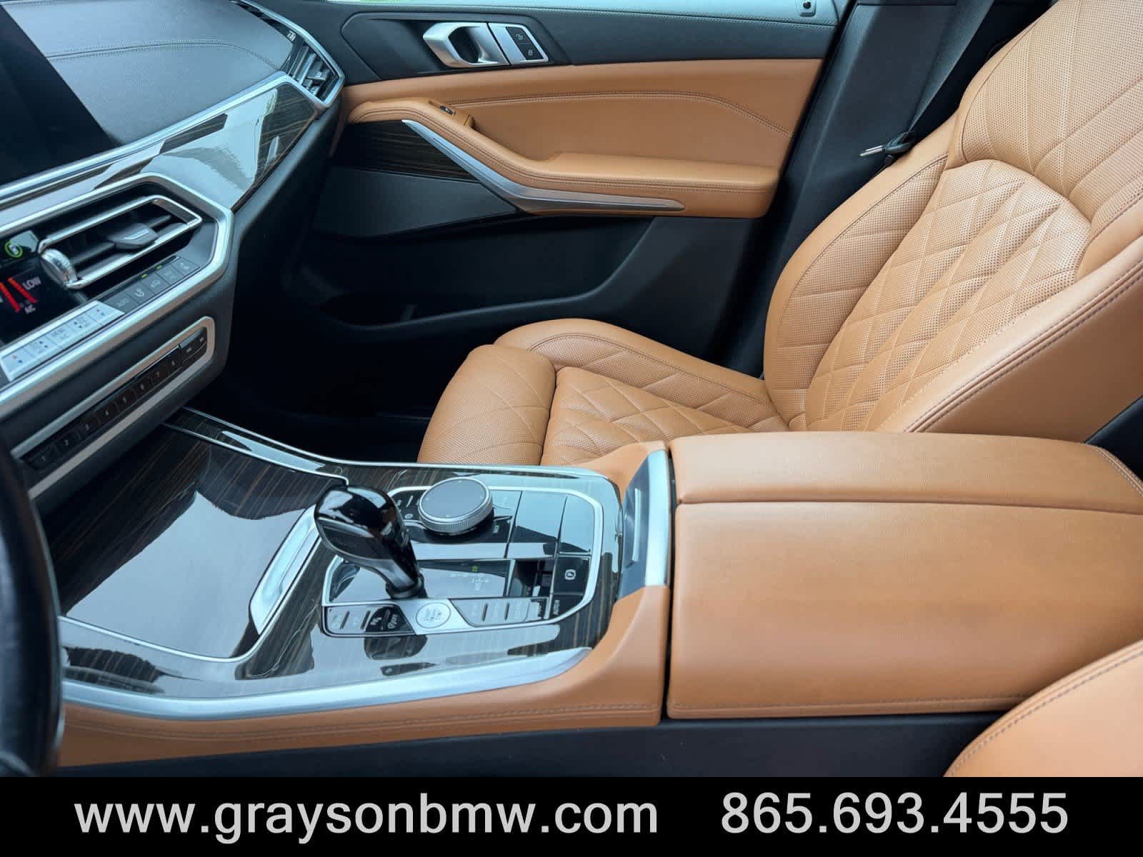 Used 2023 BMW X5 M50i w/ Parking Assistance Package AWD/4WD image 12