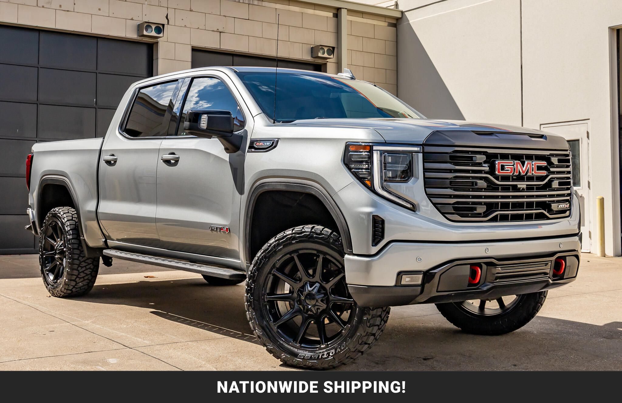 Used 2024 GMC Sierra 1500 AT4 w/ Technology Package AWD/4WD image 1