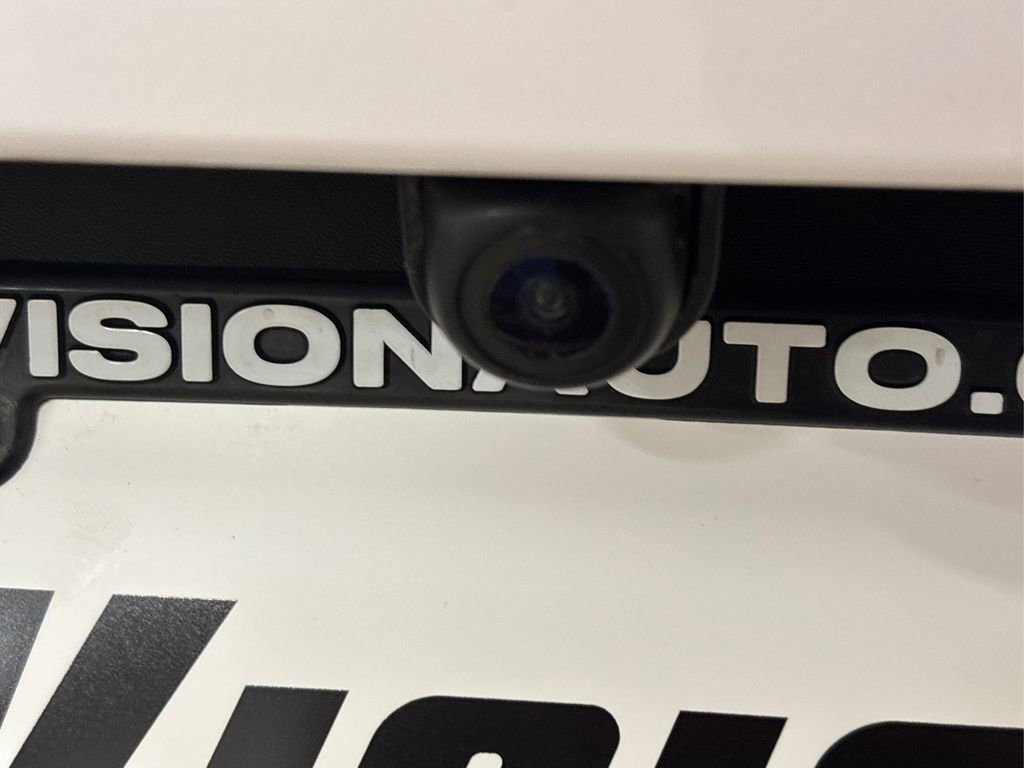 Used 2018 Kia Sorento LX image 25