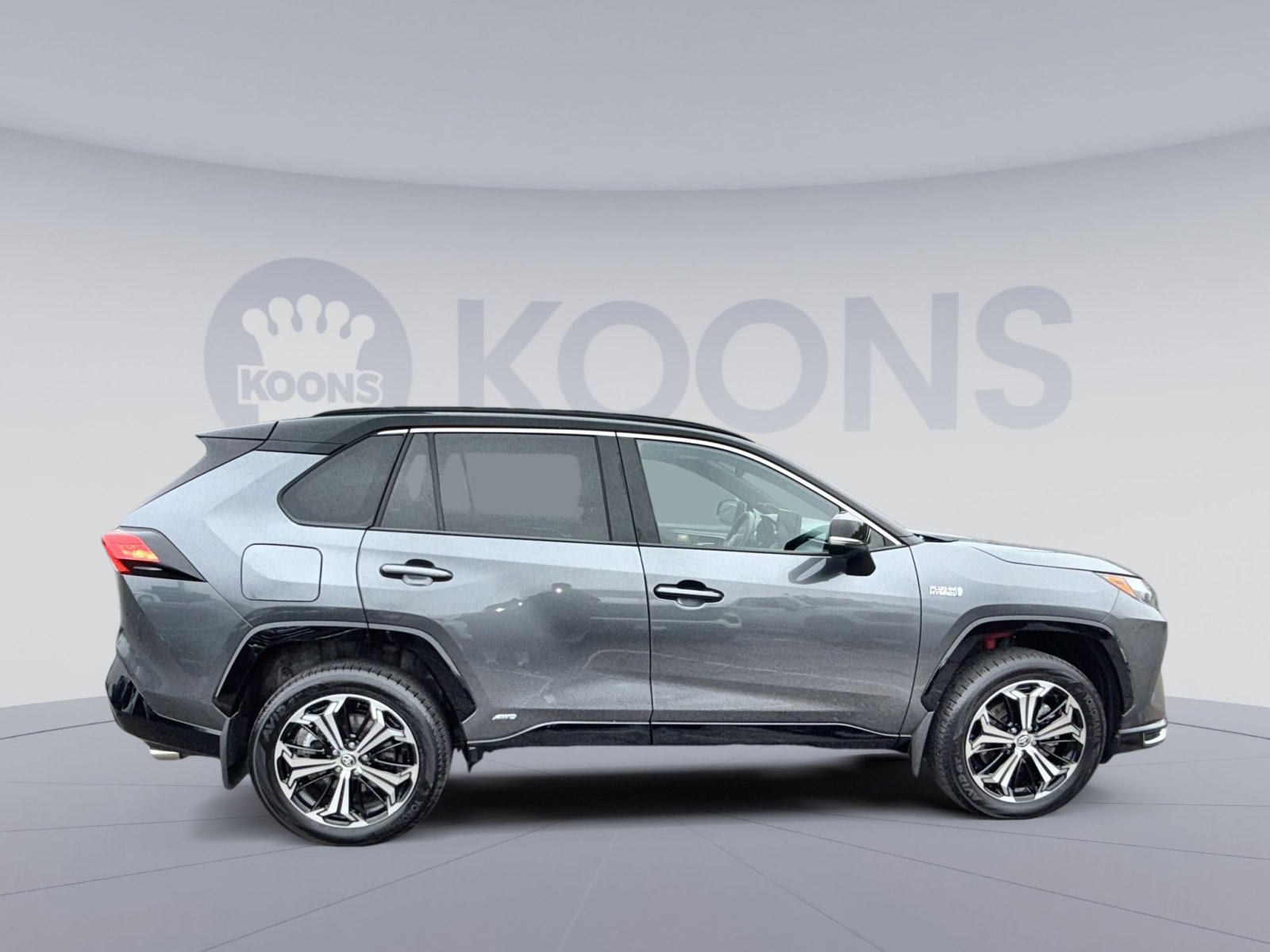 Used 2024 Toyota RAV4 XSE w/ Premium Package image 8