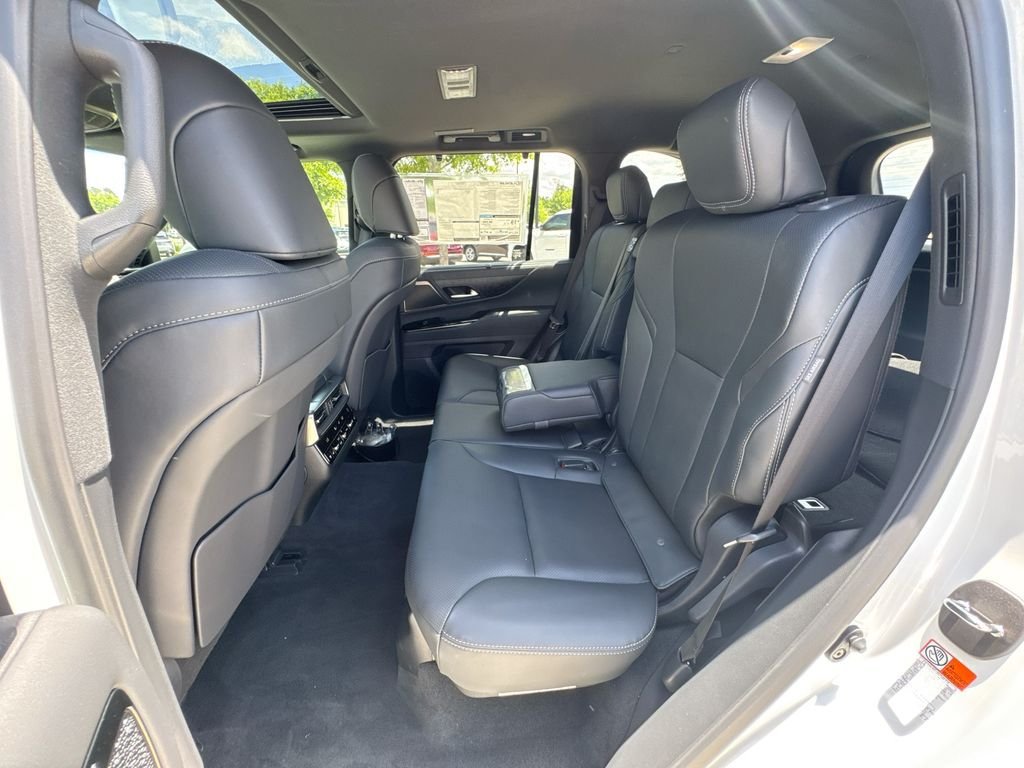 New 2026 Lexus LX 600 4WD w/ Luxury Package image 30