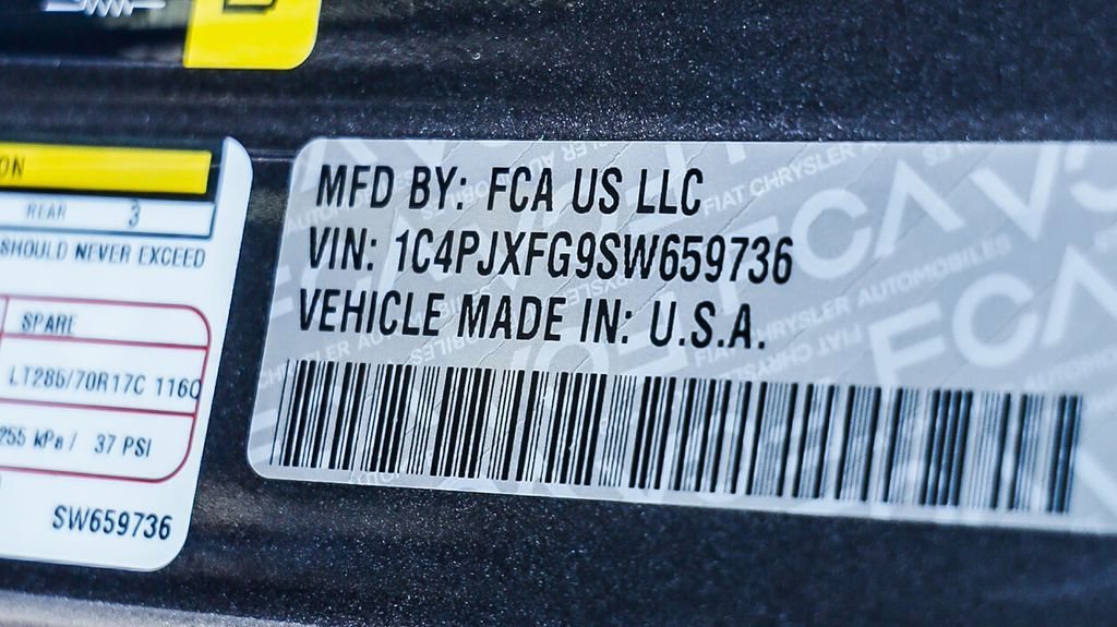 New 2025 Jeep Wrangler Unlimited Rubicon image 29