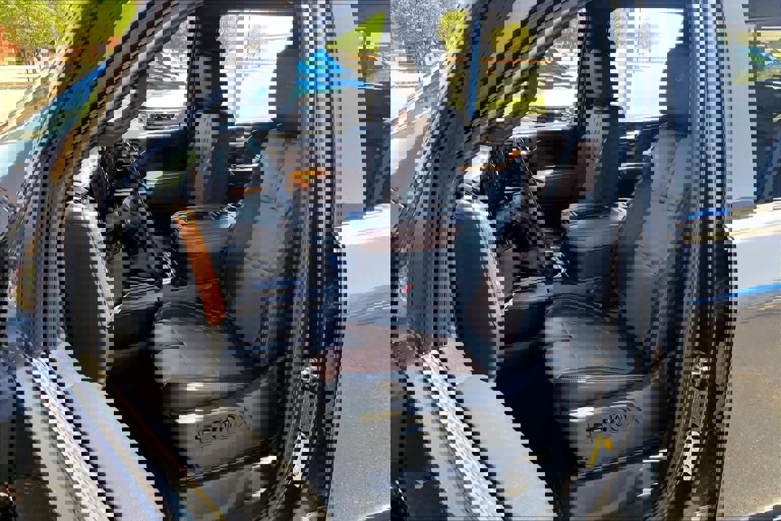 Used 2020 Chevrolet Silverado 2500 High Country w/ Z71 Off-Road Package image 8