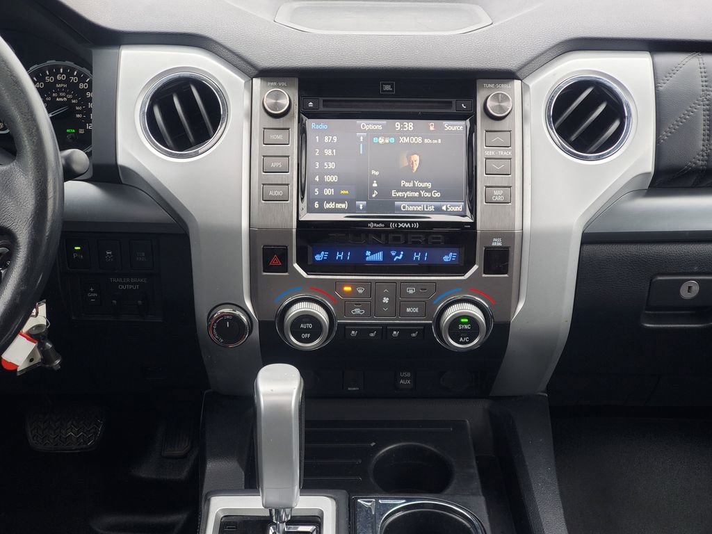 Used 2019 Toyota Tundra 4x4 CrewMax image 33