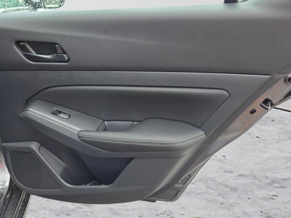 New 2026 Nissan Altima 2.5 SV w/ SV Special Edition Package FWD image 9