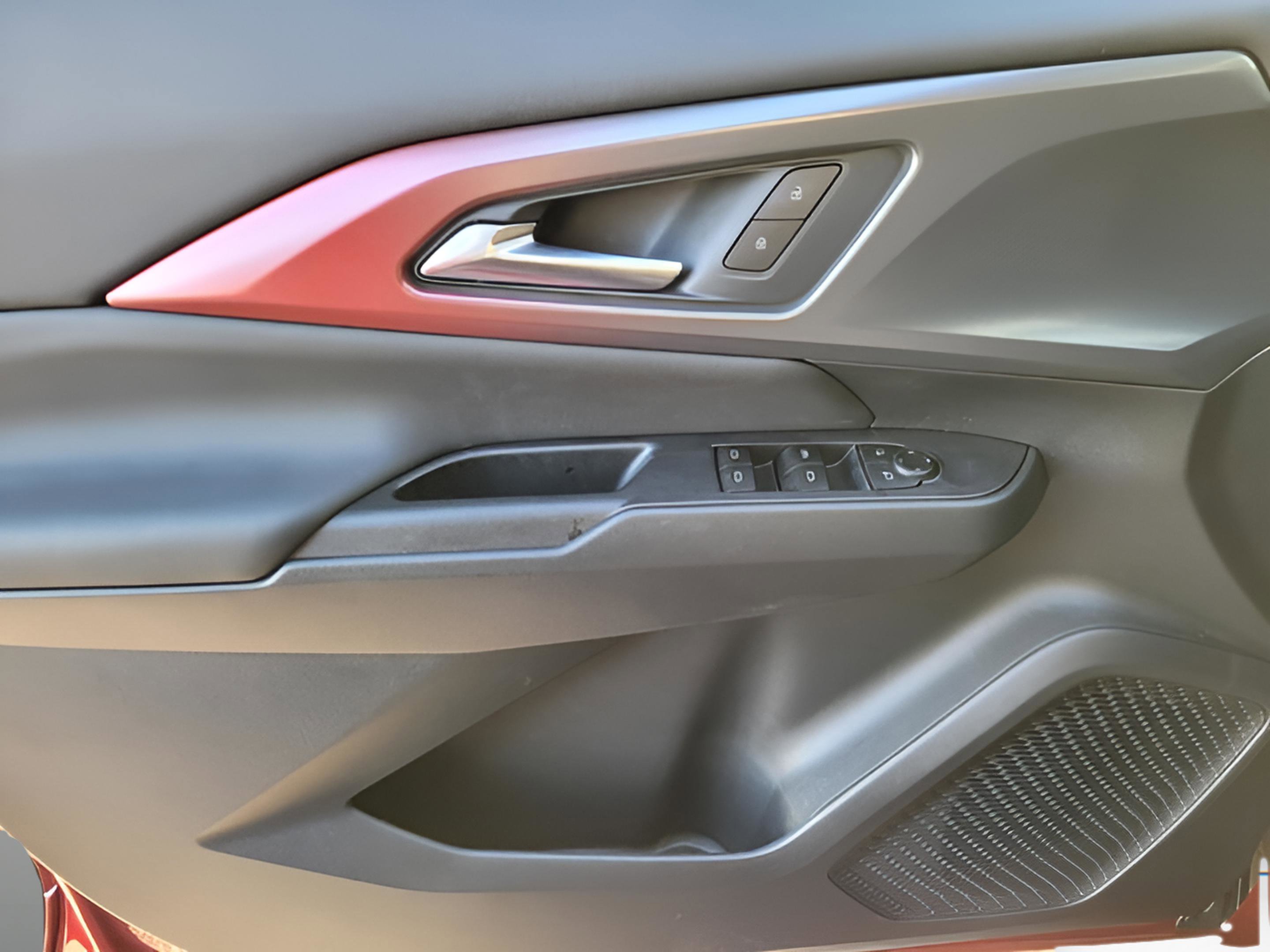 New 2026 Chevrolet Equinox EV RS image 18