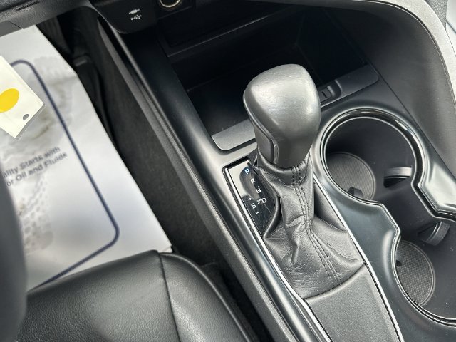 Used 2018 Toyota Camry SE FWD image 23