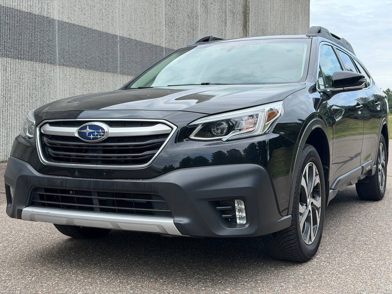 Used 2021 Subaru Outback Limited w/ Popular Package #2