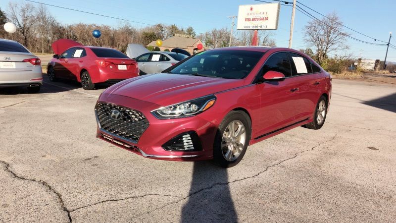 Used 2018 Hyundai Sonata Sport image 1