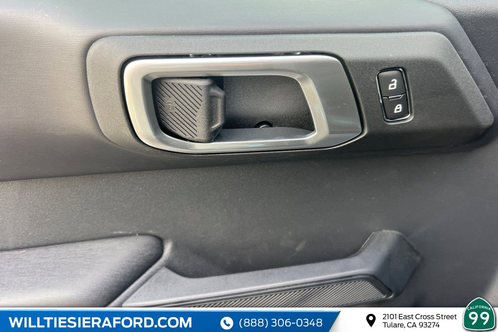 New 2026 Ford Bronco Outer Banks image 12