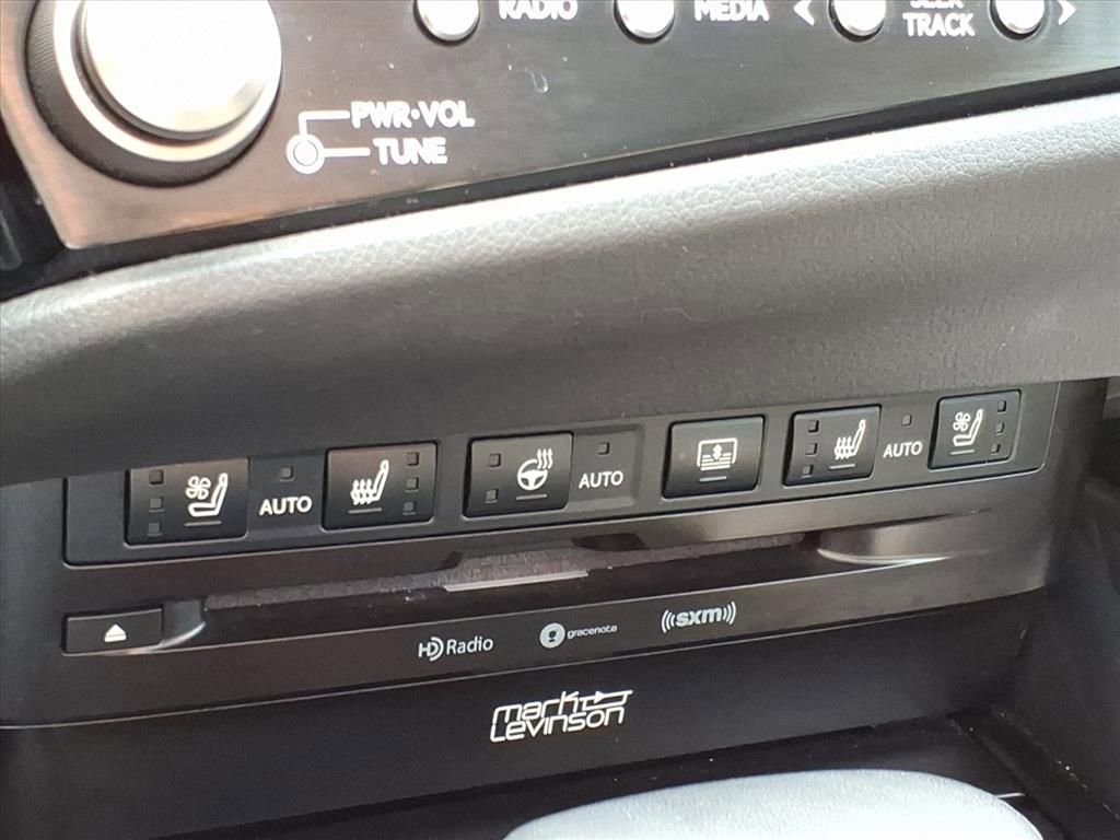 Used 2022 Lexus ES 300h Ultra Luxury w/ Accessory Package 2 image 22