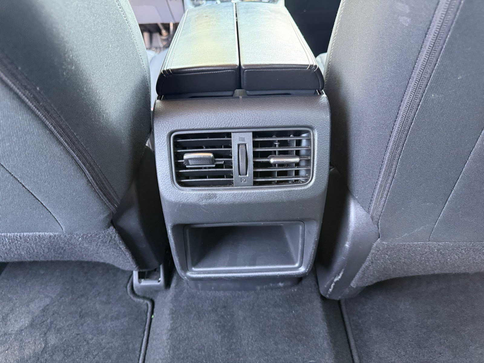 Used 2021 Nissan Rogue S FWD image 30