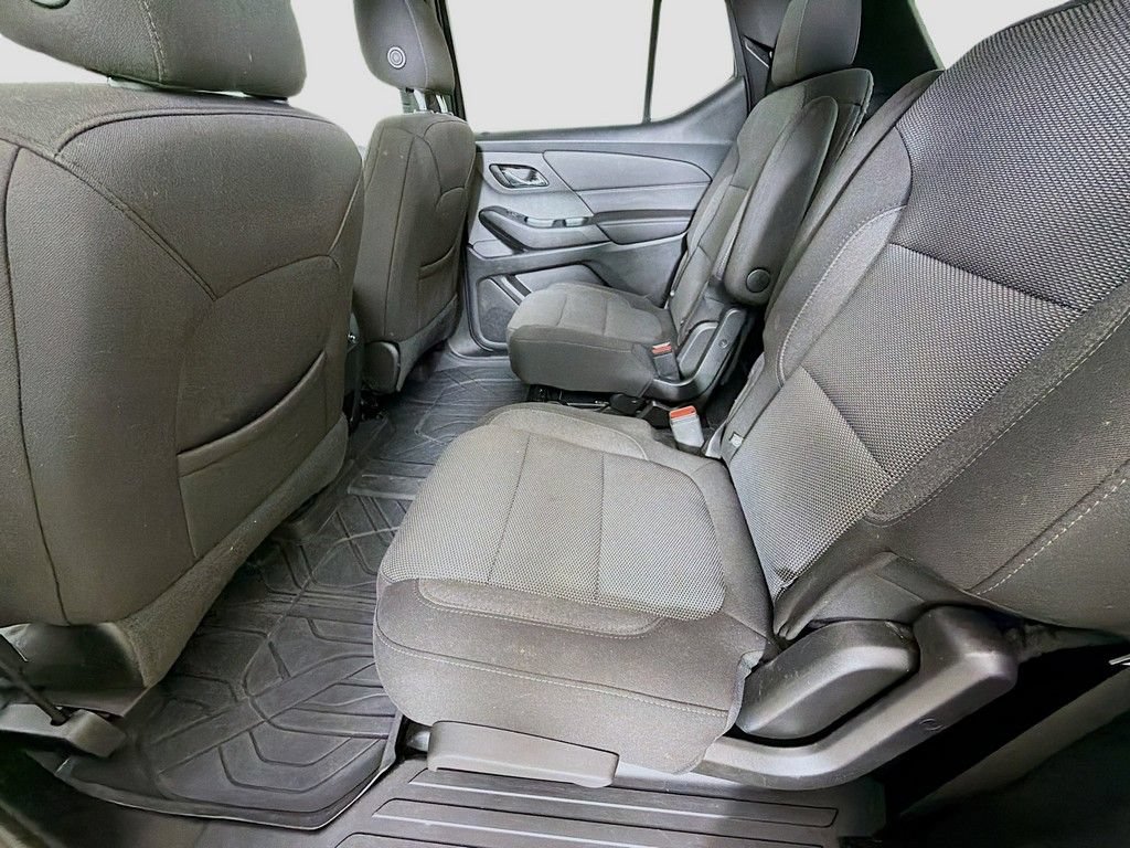 Used 2023 Chevrolet Traverse LT w/ LPO, Floor Liner Package AWD/4WD image 24