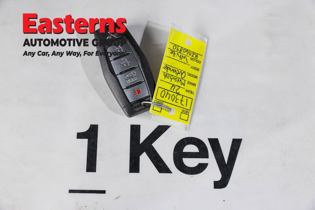 Used 2024 Mitsubishi Outlander SE AWD/4WD image 23