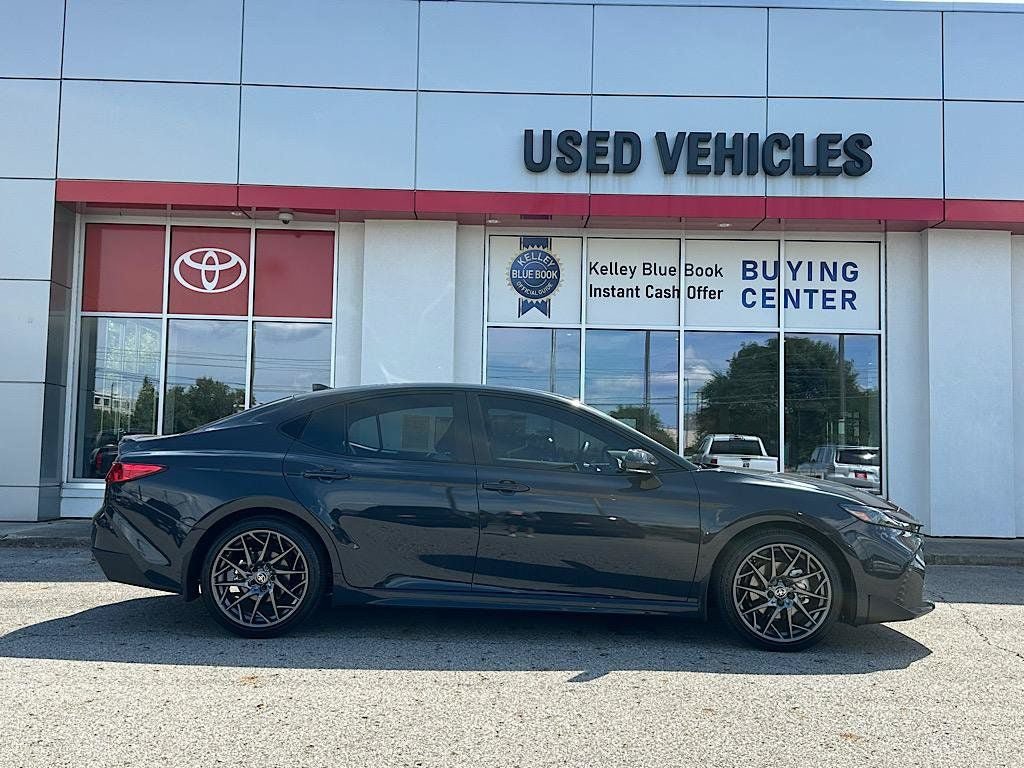 Certified 2026 Toyota Camry SE w/ Convenience Package FWD image 6