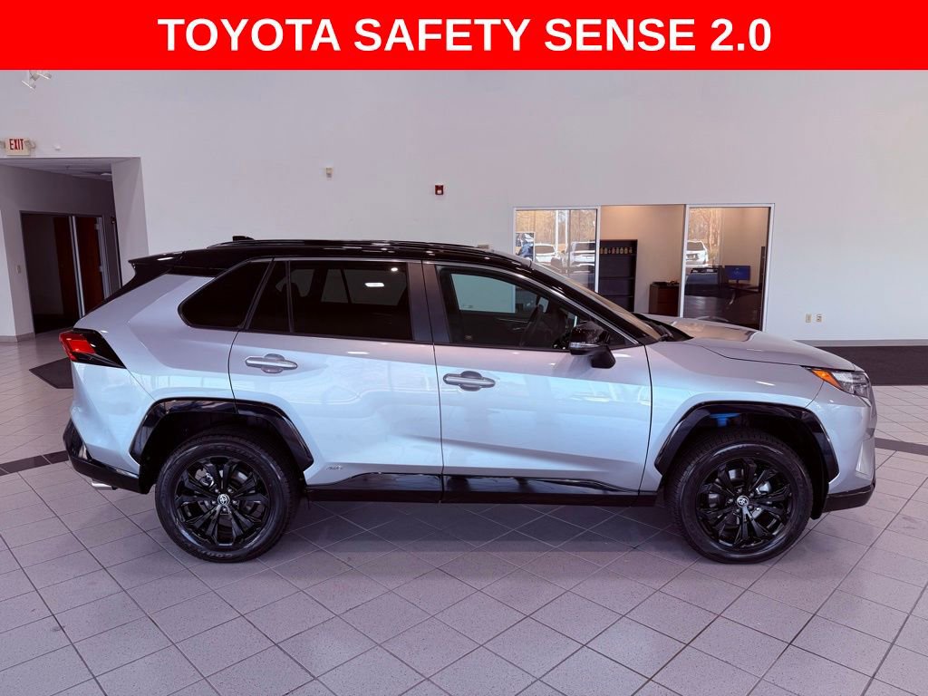 Used 2022 Toyota RAV4 XSE image 8