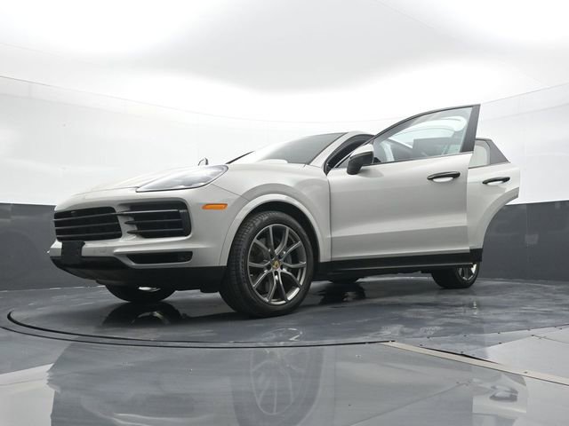 Certified 2022 Porsche Cayenne S image 31