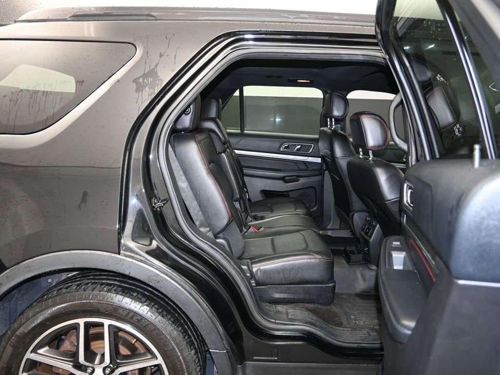 Used 2016 Ford Explorer Sport w/ Equipment Group 401A image 27