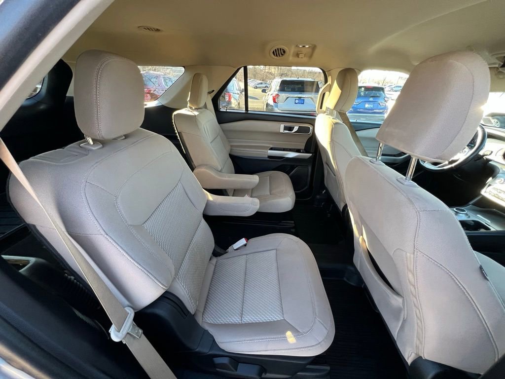 Used 2022 Ford Explorer XLT w/ Class IV Trailer Tow Package image 26